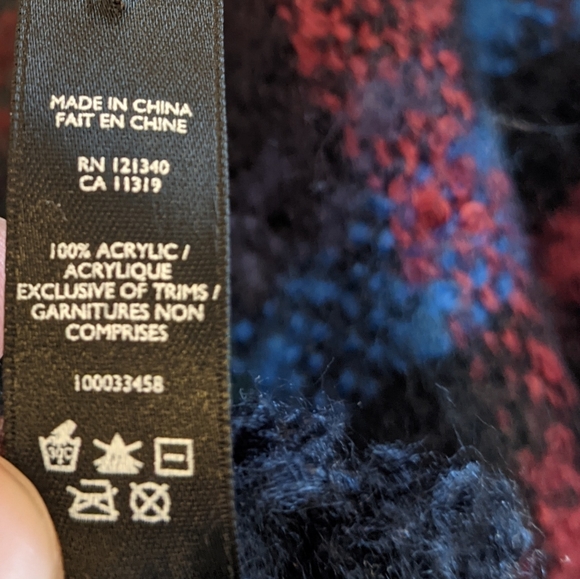 Dynamite Plaid Blanket Scarf - Picture 4 of 5